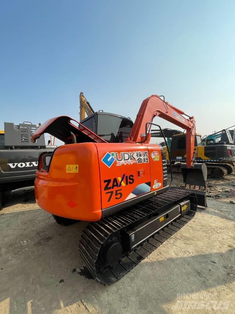 Hitachi ZX 75 Bageri guseničari