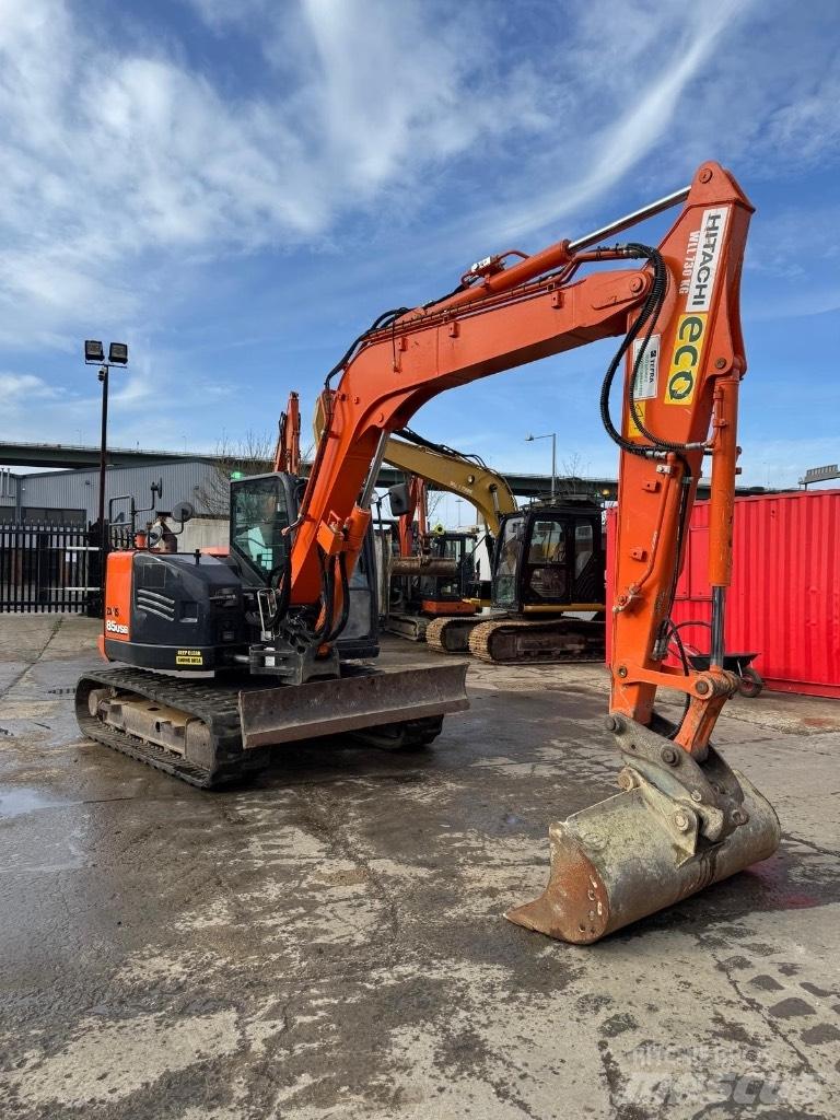 Hitachi ZX 85 US B-6 Midi bageri 7t – 12t