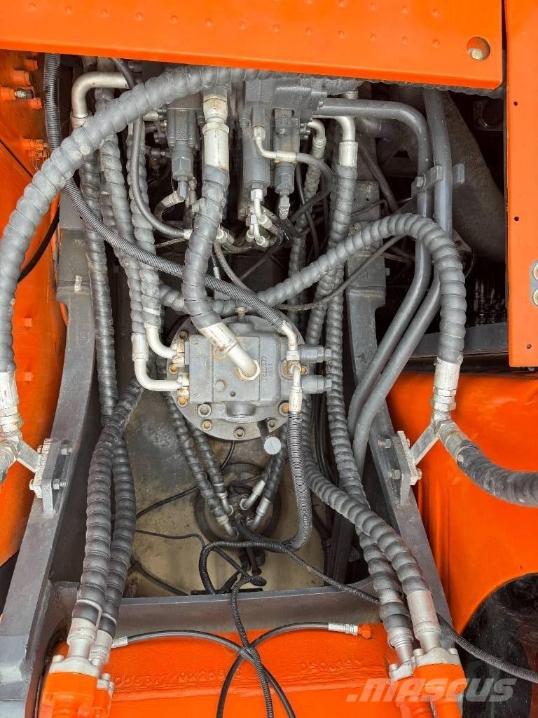 Doosan DX 300 Bageri guseničari