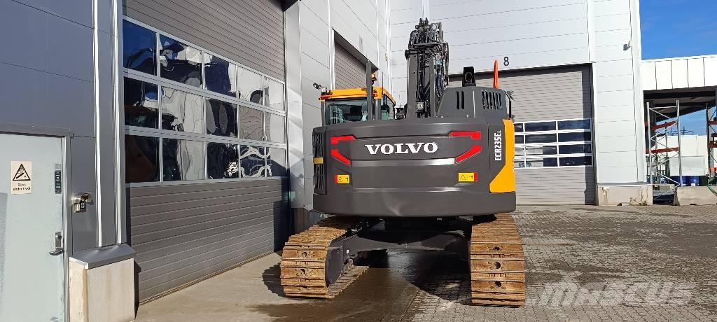 Volvo ECR235EL Bageri guseničari