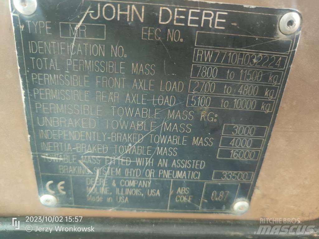 John Deere 7710 Traktori