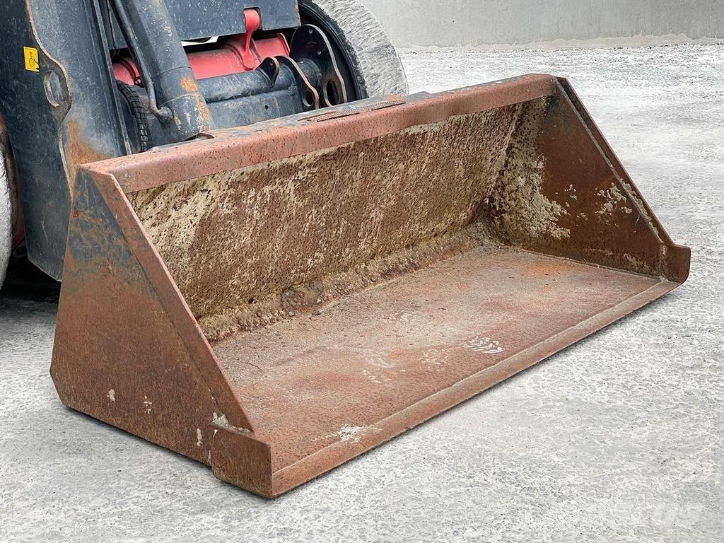 JCB R260 Skideri