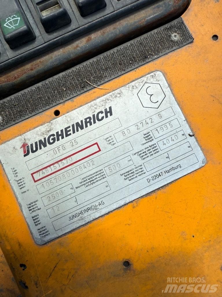 Jungheinrich DFG 25 Dizelski viljuškari