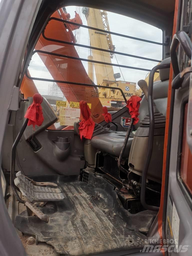 Hitachi ZX 75 Bageri guseničari