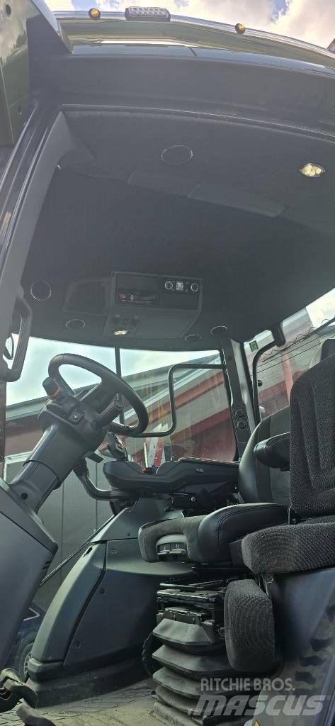 Valtra Q 285 Traktori
