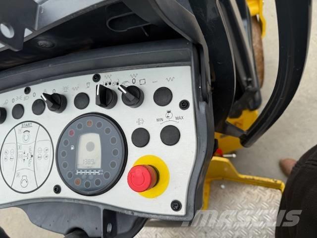 Bomag BW 100 AD M-5 Valjci sa duplim bubnjem