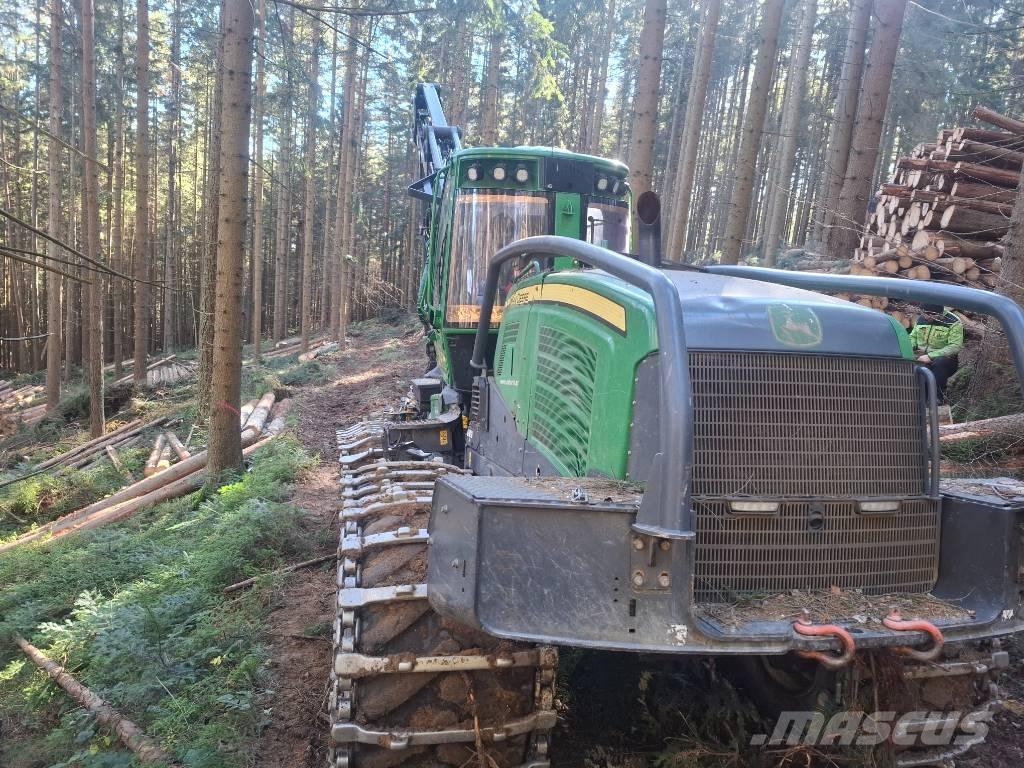 John Deere 1170G Harversteri