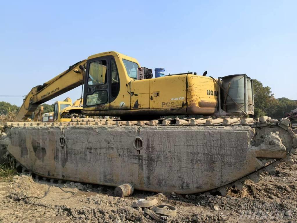 Komatsu PC 200-6 Polovni amfibijski bageri