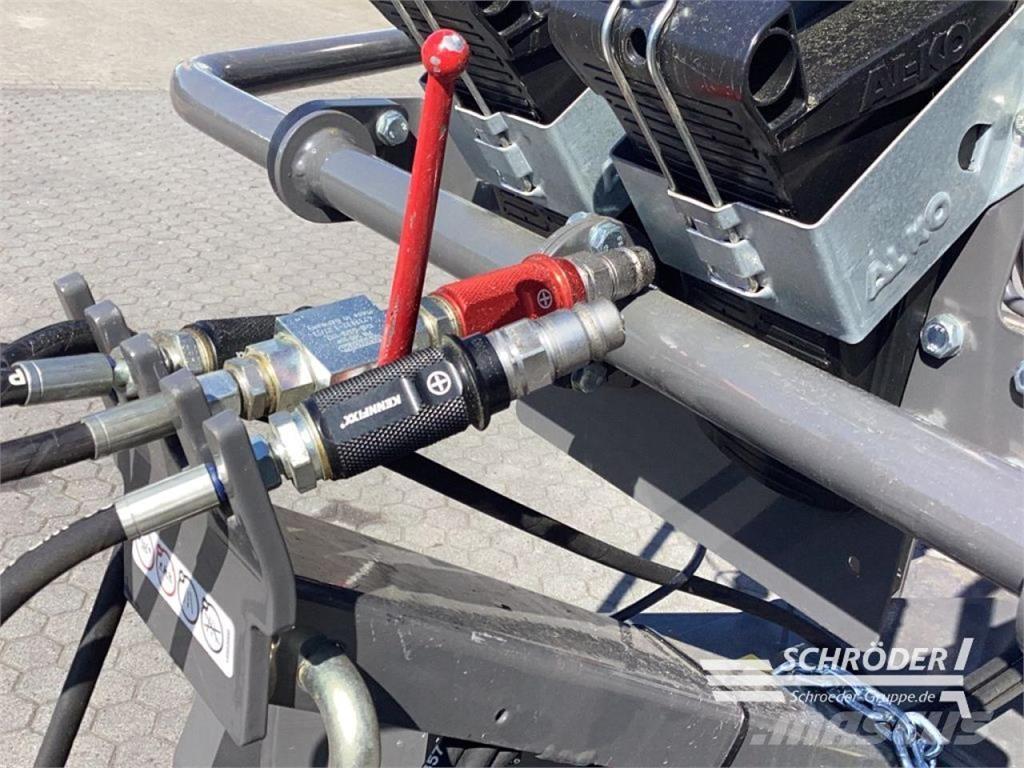 Fendt LOTUS 1250 T Okretači i sakupljači sena