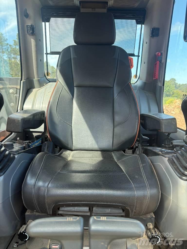 Doosan DX 235 LCR Bageri guseničari