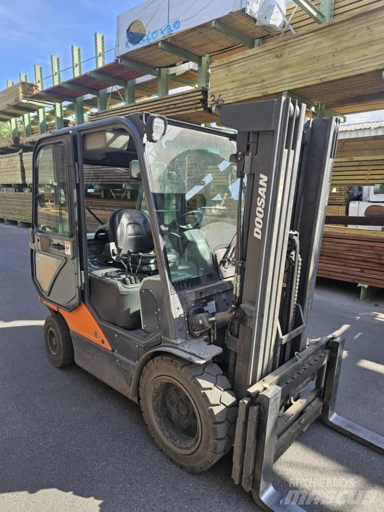 Daewoo Doosan D35C - 7 Dizelski viljuškari