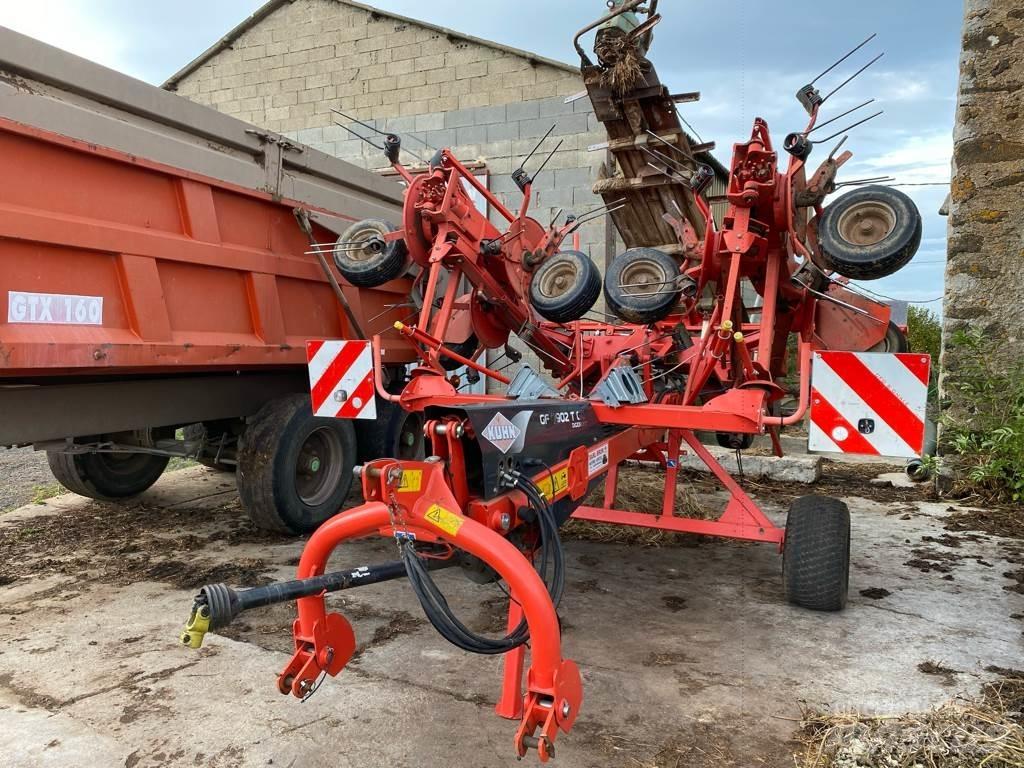 Kuhn GF 7902T GII Okretači i sakupljači sena