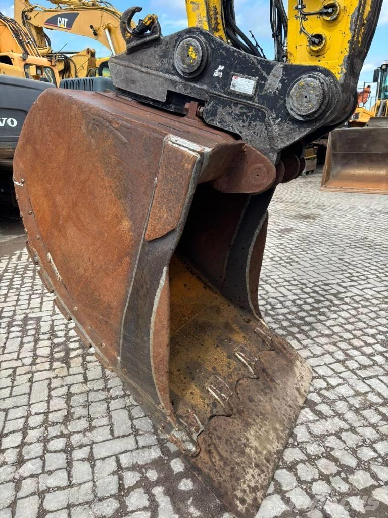Komatsu PC 210 LC-7 Bageri guseničari
