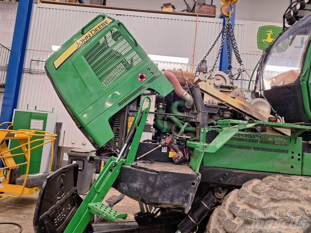 John Deere 1910 Forvarderi