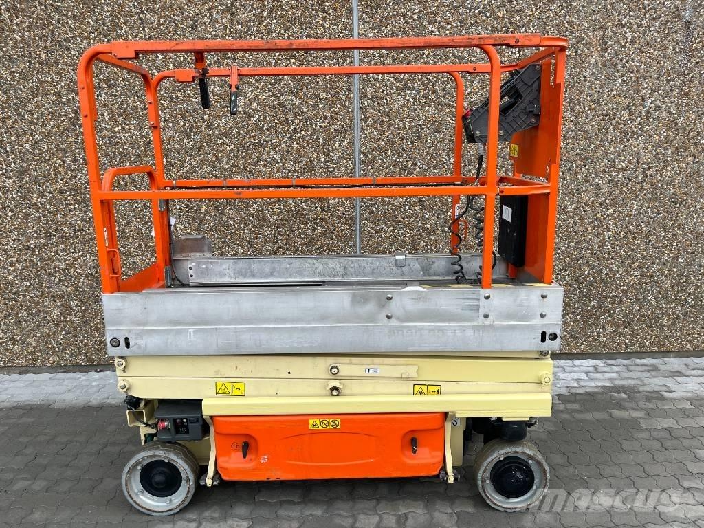 JLG 1930 ES Makazaste platforme