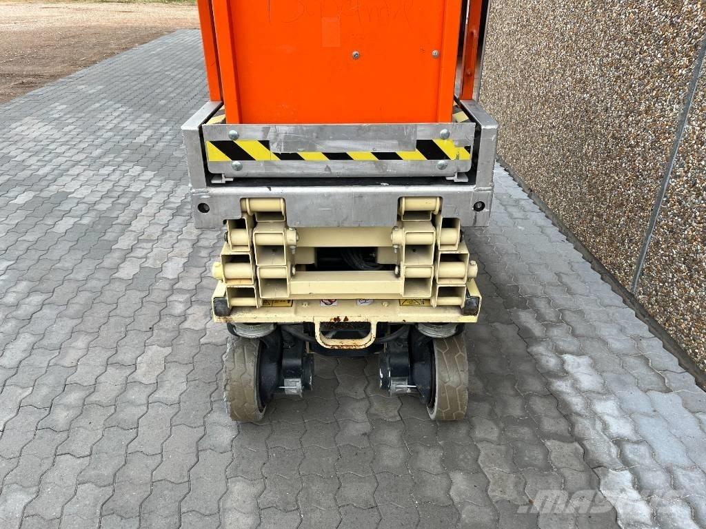 JLG 1930 ES Makazaste platforme