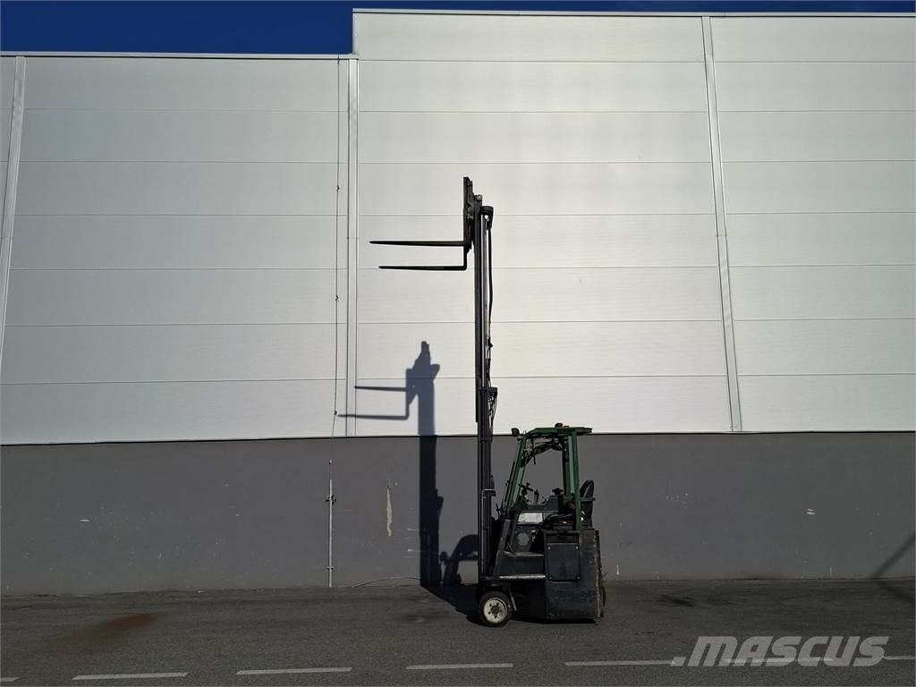 Combilift C3000CB Viljuškari sa 4-stranskim dohvatom
