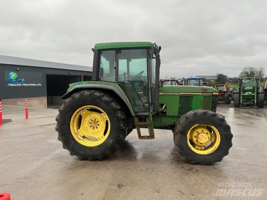 John Deere 6200 Traktori