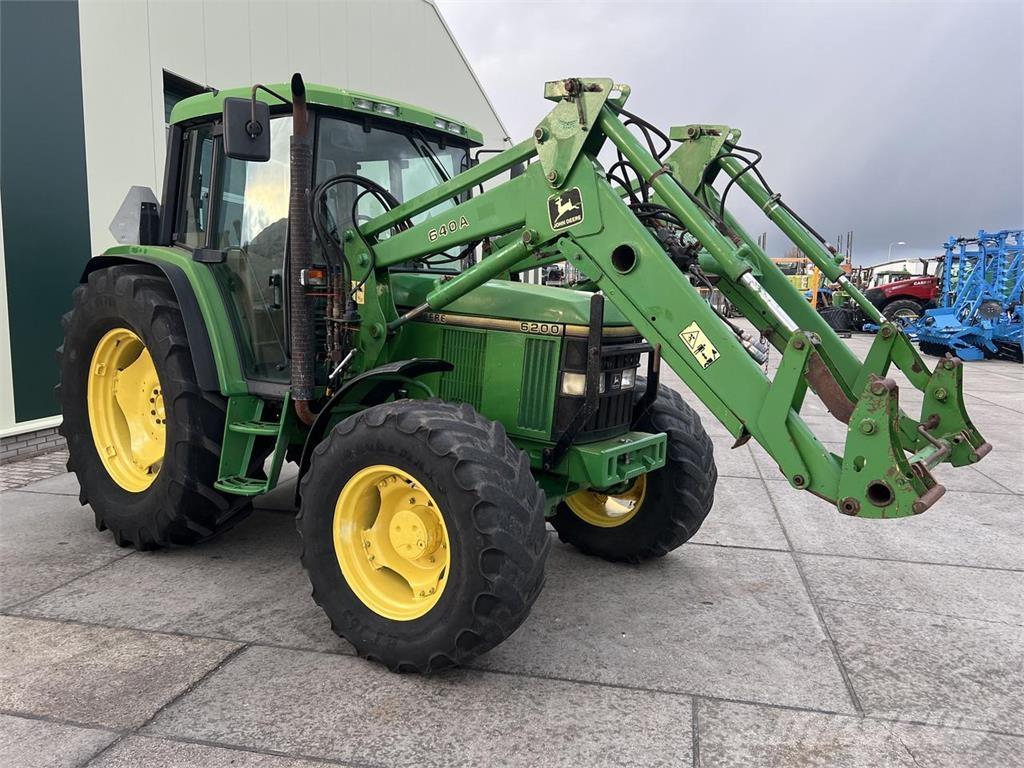 John Deere 6200 Traktori