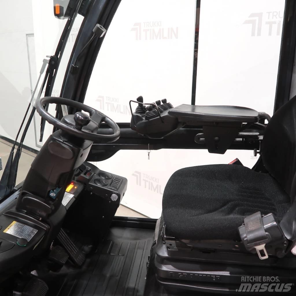 Toyota 52-8FDF25 Dizelski viljuškari