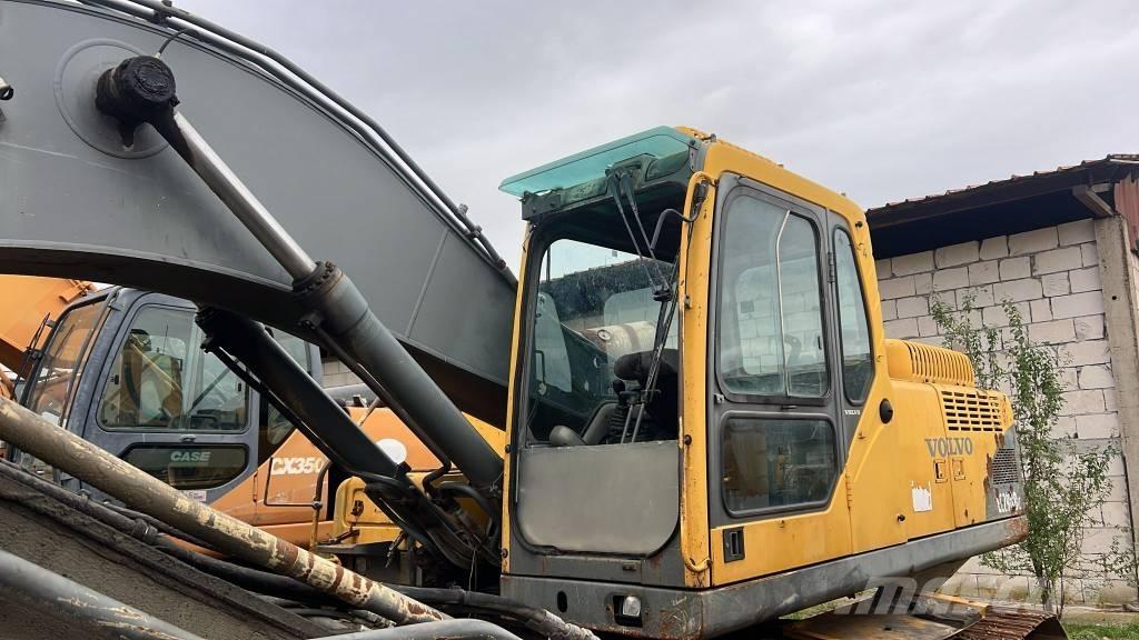 Volvo EC 290 B LC Gusenice za građevinarstvo