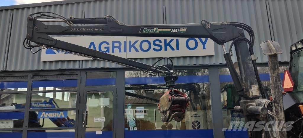 Hakki 2551 Utovarivači stabala