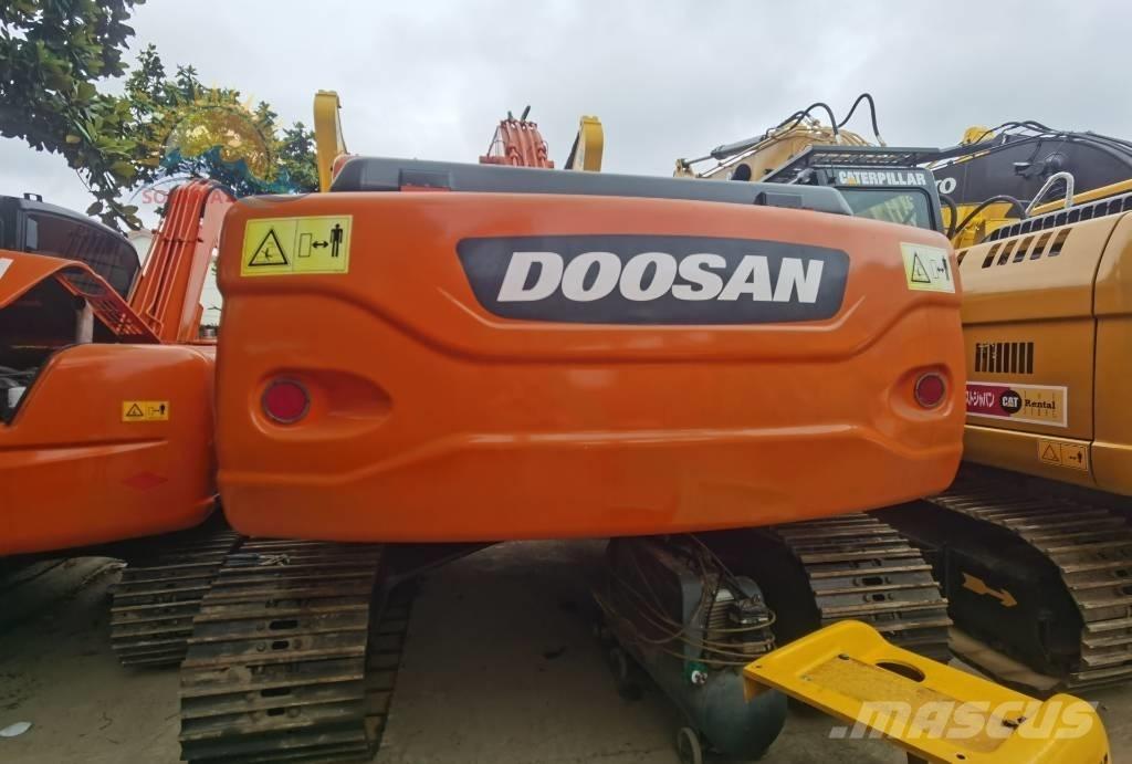 Doosan DX 225 LC Bageri guseničari