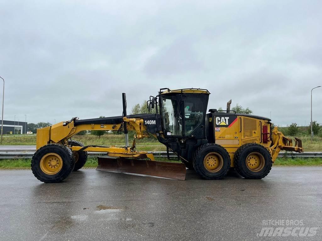 CAT 140M Grejderi