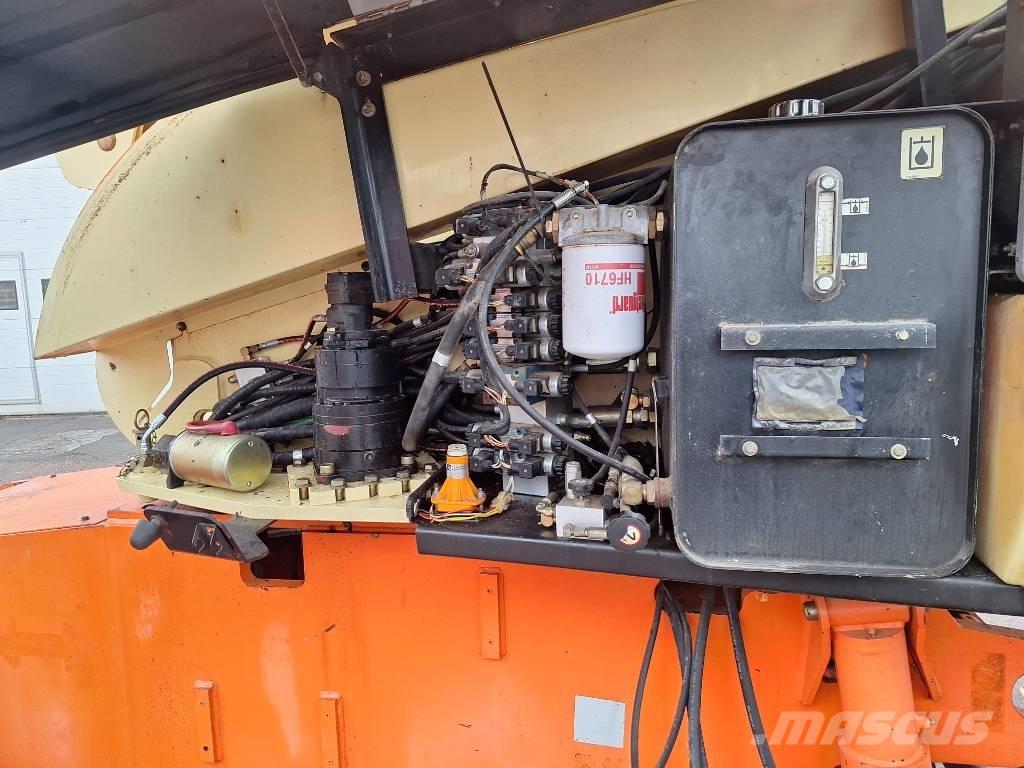 JLG 660 SJ 4x4x4 Zglobne podizne platforme