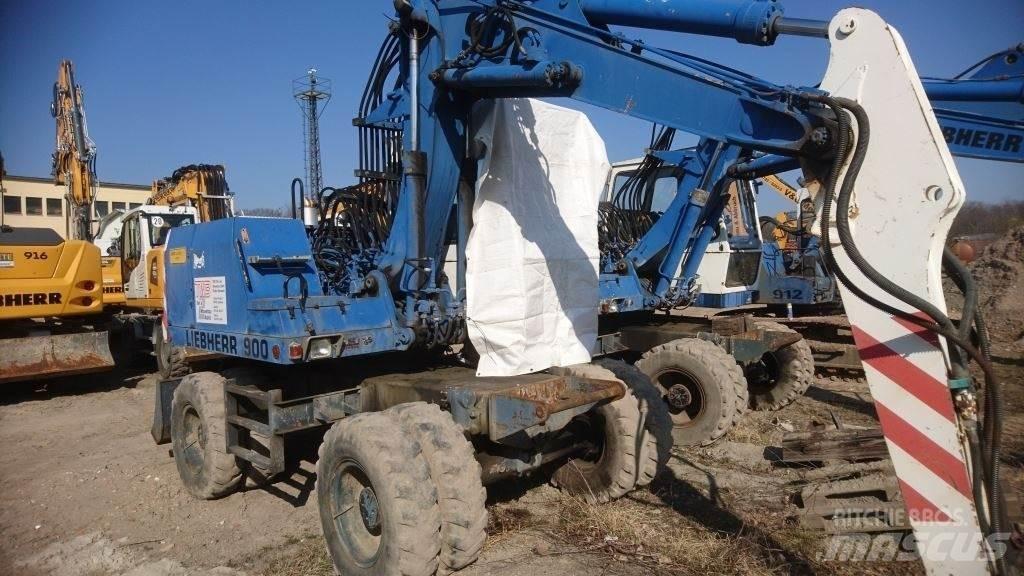 Liebherr A900-C Bageri točkaši