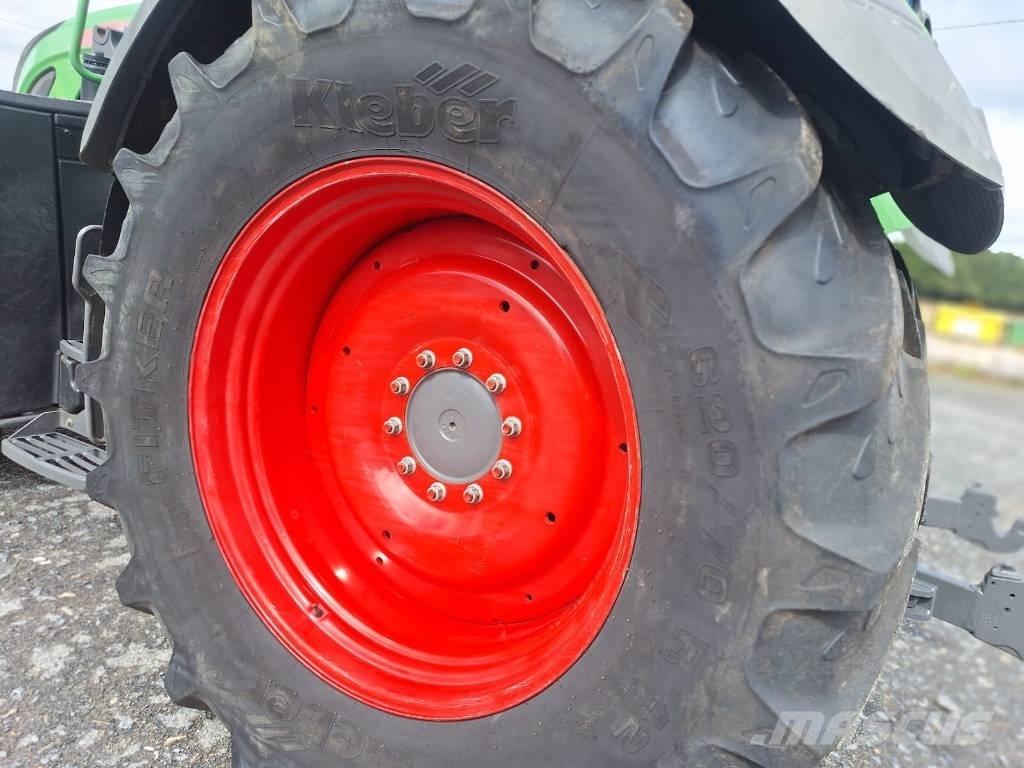 Fendt 720 Vario Traktori