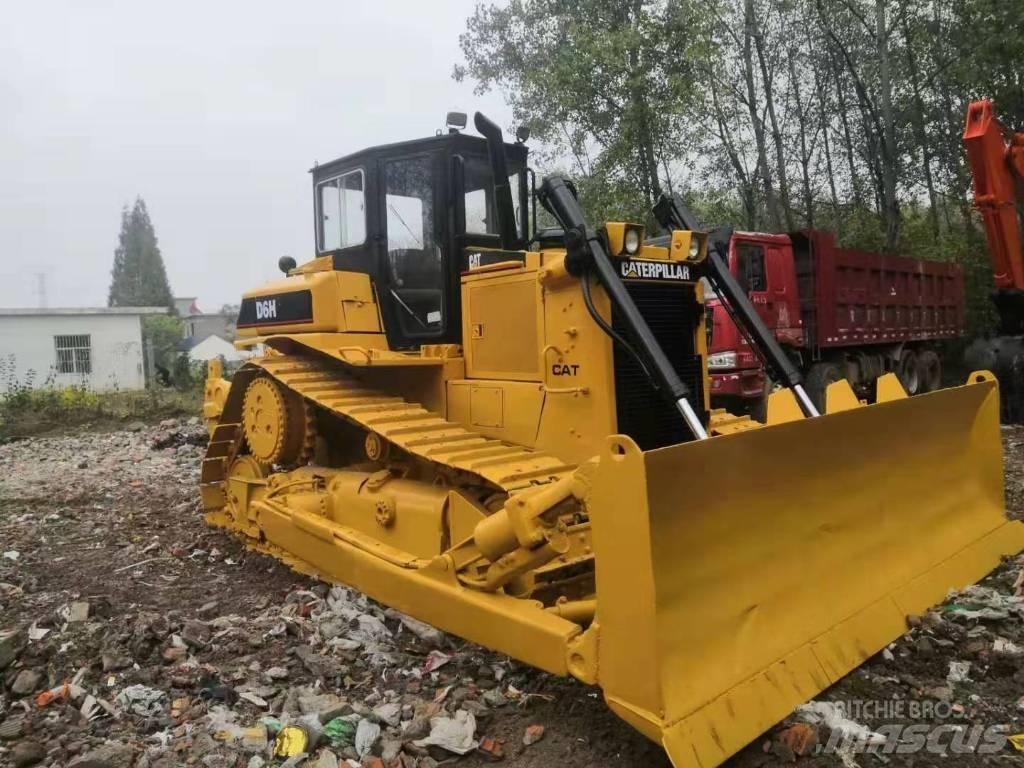 CAT D 6 H Buldožeri guseničari