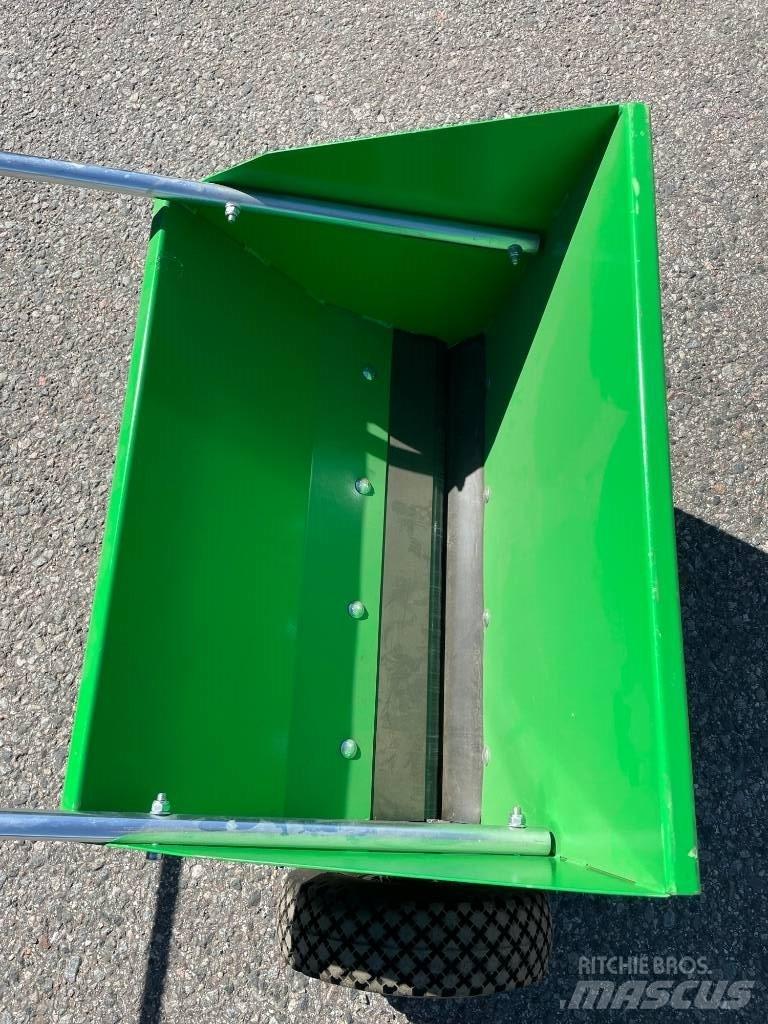 Sami S 600 Posipači soli i peska