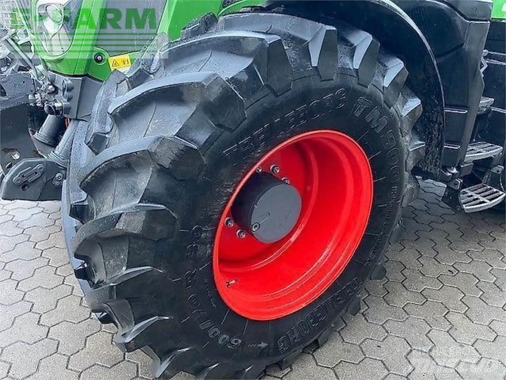 Fendt 828 s4 profi+ Traktori