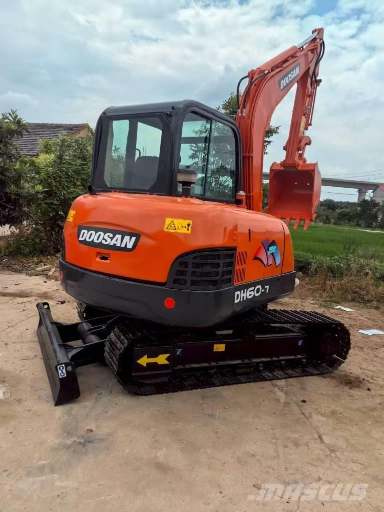Doosan DH 60-7 Mini bageri < 7t