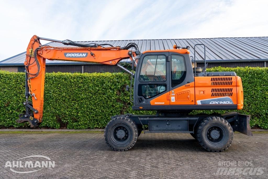 Doosan DX140W-5 Bageri točkaši