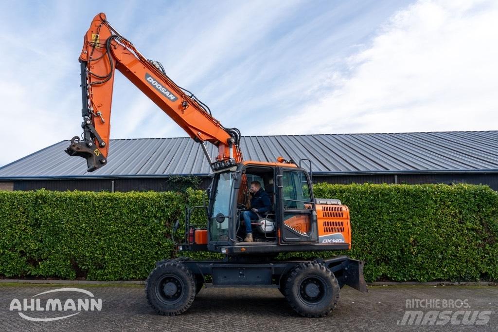 Doosan DX140W-5 Bageri točkaši