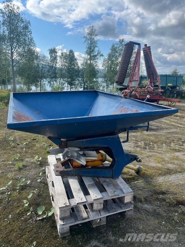 Bogballe BL600 Rasturači mineralnog đubriva