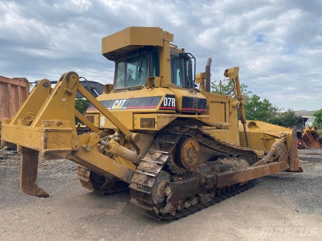 CAT D 7 R Buldožeri guseničari