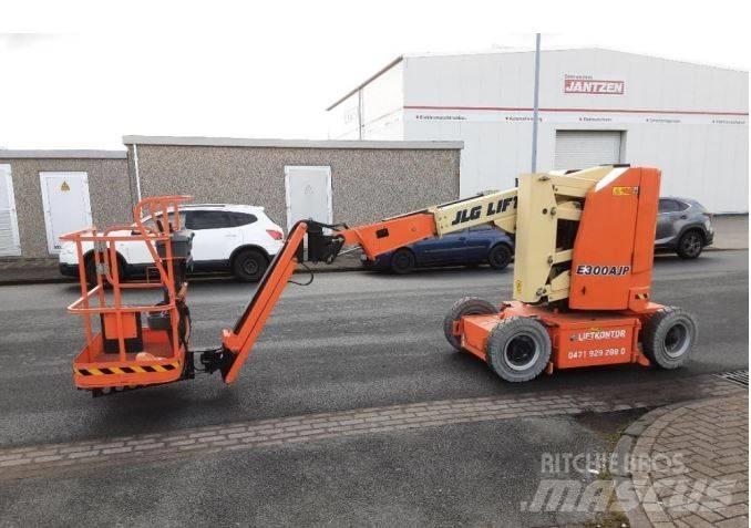 JLG E 300 AJP Zglobne podizne platforme