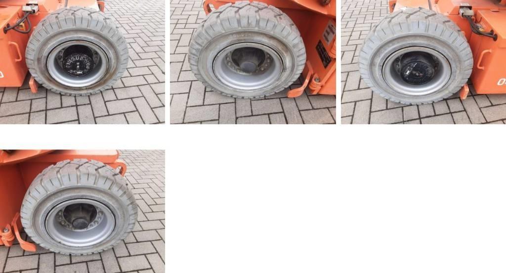 JLG E 300 AJP Zglobne podizne platforme