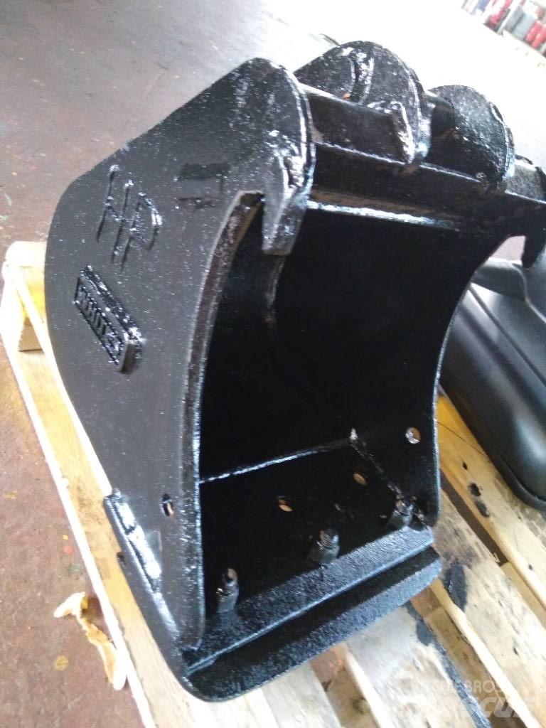 CAT 301.7 D Mini bageri < 7t
