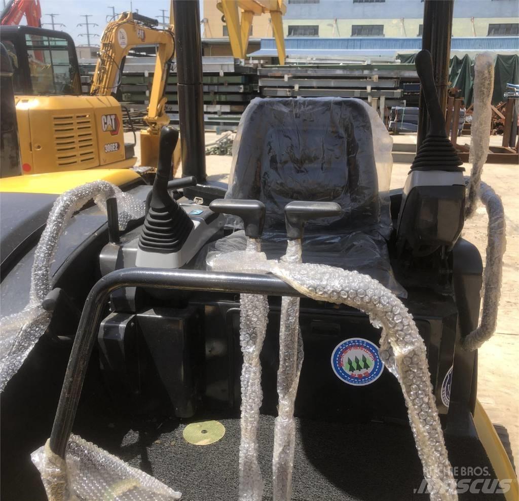 Komatsu PC 50 Mini bageri < 7t