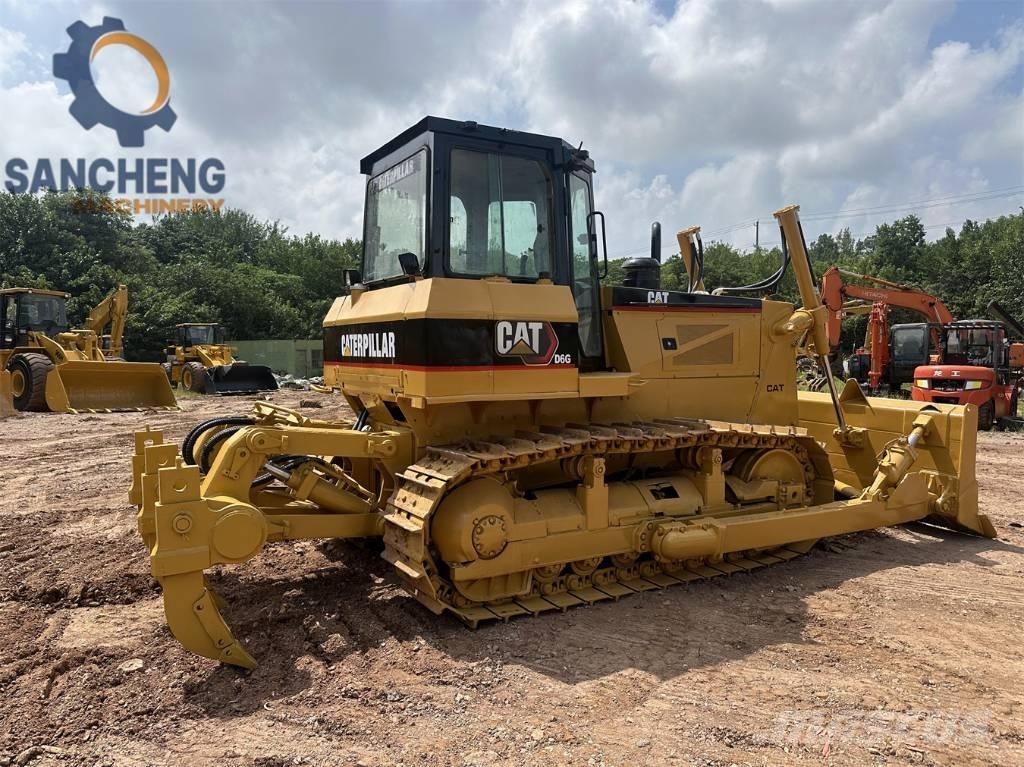 CAT D 6 G Buldožeri guseničari