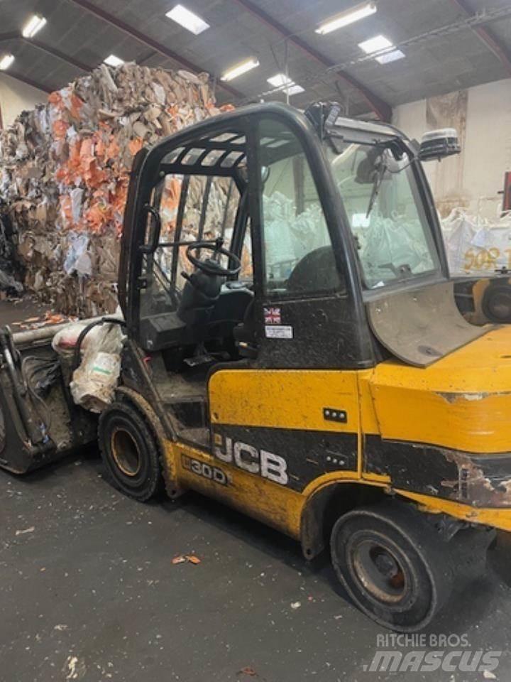 JCB TLT30 Viljuškari - ostalo