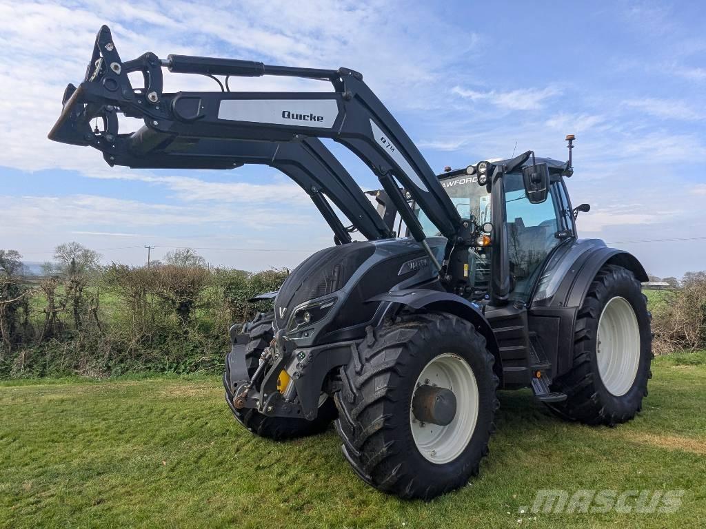 Valtra T 254 Traktori