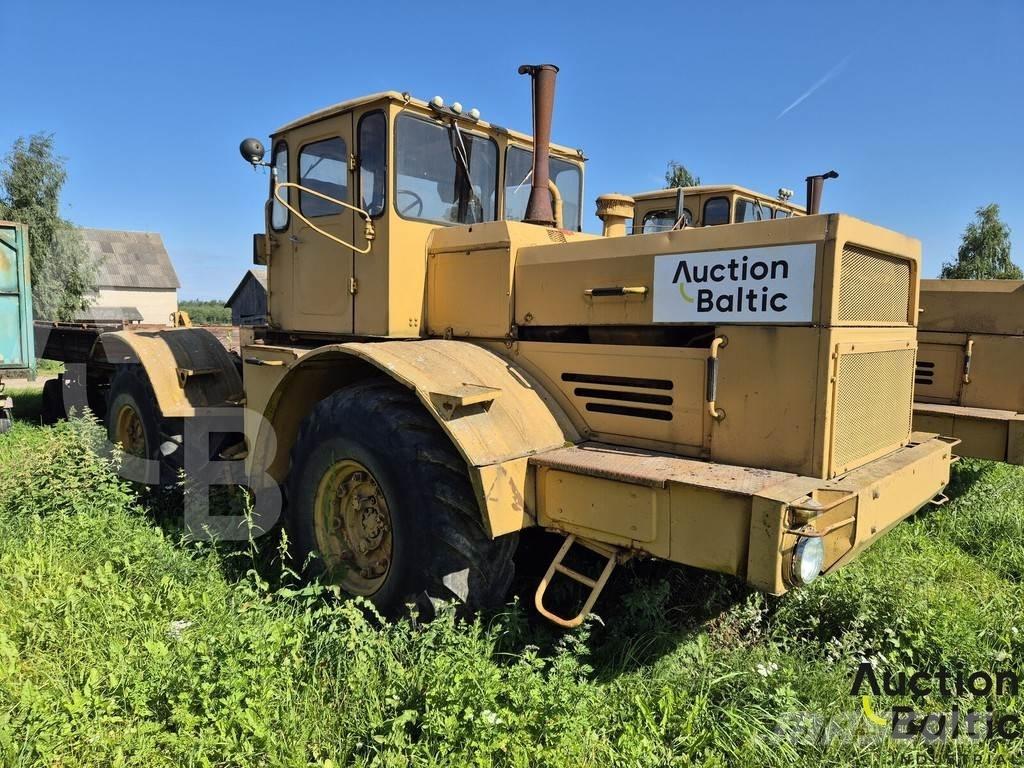 Kirovets K 701 Traktori