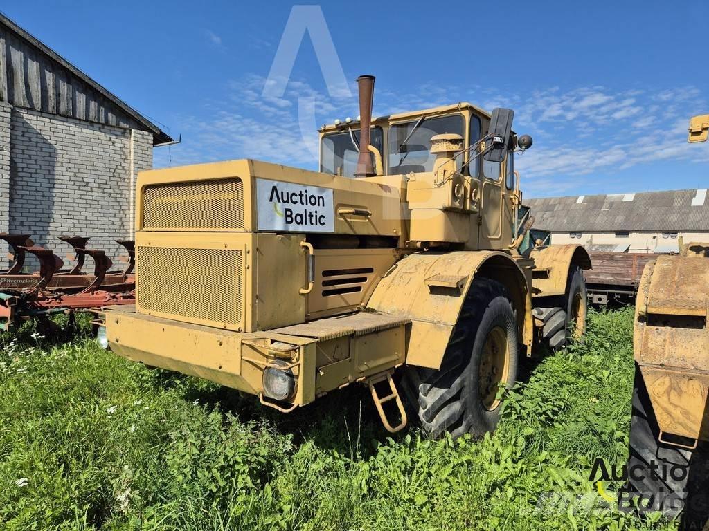 Kirovets K 701 Traktori