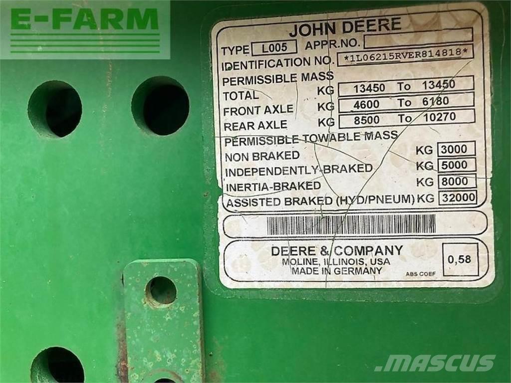 John Deere 6215r Traktori