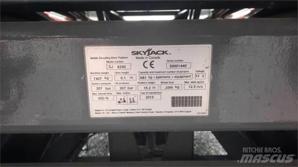 SkyJack 9250RT Makazaste platforme